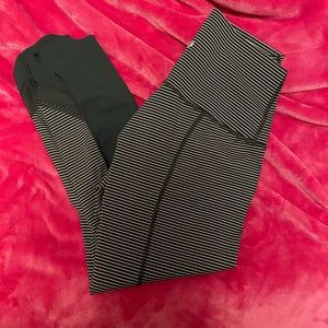 Lululemon Scallop crop